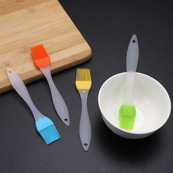 Flexible silicone bristles on a detachable pastry brush