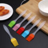 Detachable silicone oil brush components for convenient cleaning